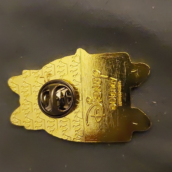 Disney Daisy Duck pin - Picture 2 of 2